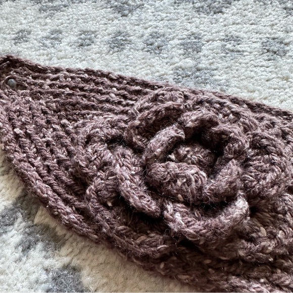 Brown Knit/Crochet Headband/Ear Warmer Flower Button Back One Size - Picture 9 of 11